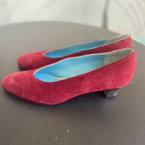 Thierry Rabotin Red Suede Heels Made in Italy size 38.5 Size 9.5